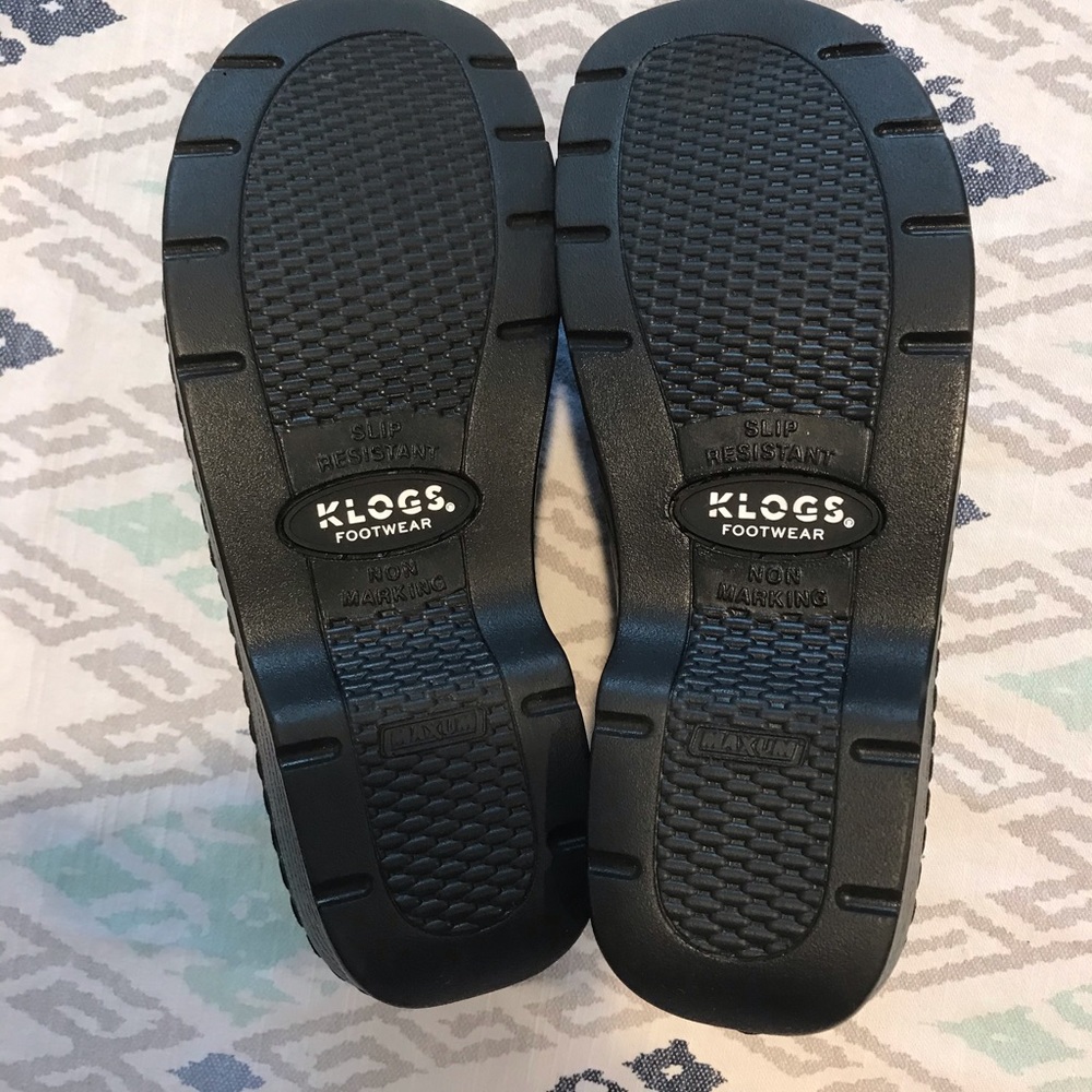 Clogs - Picture 2 of 2